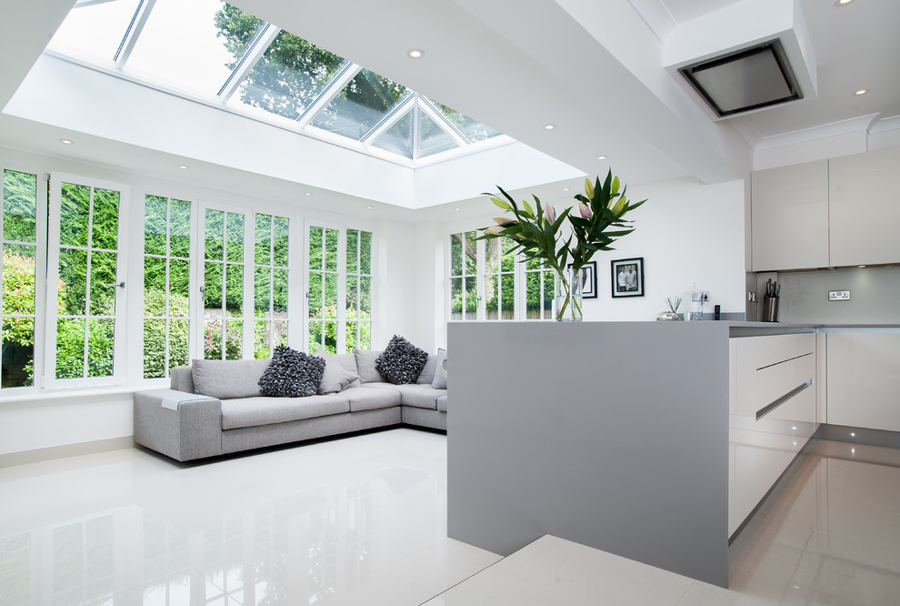 Atlas Roofing for Contemporary Spaces with Conservatory