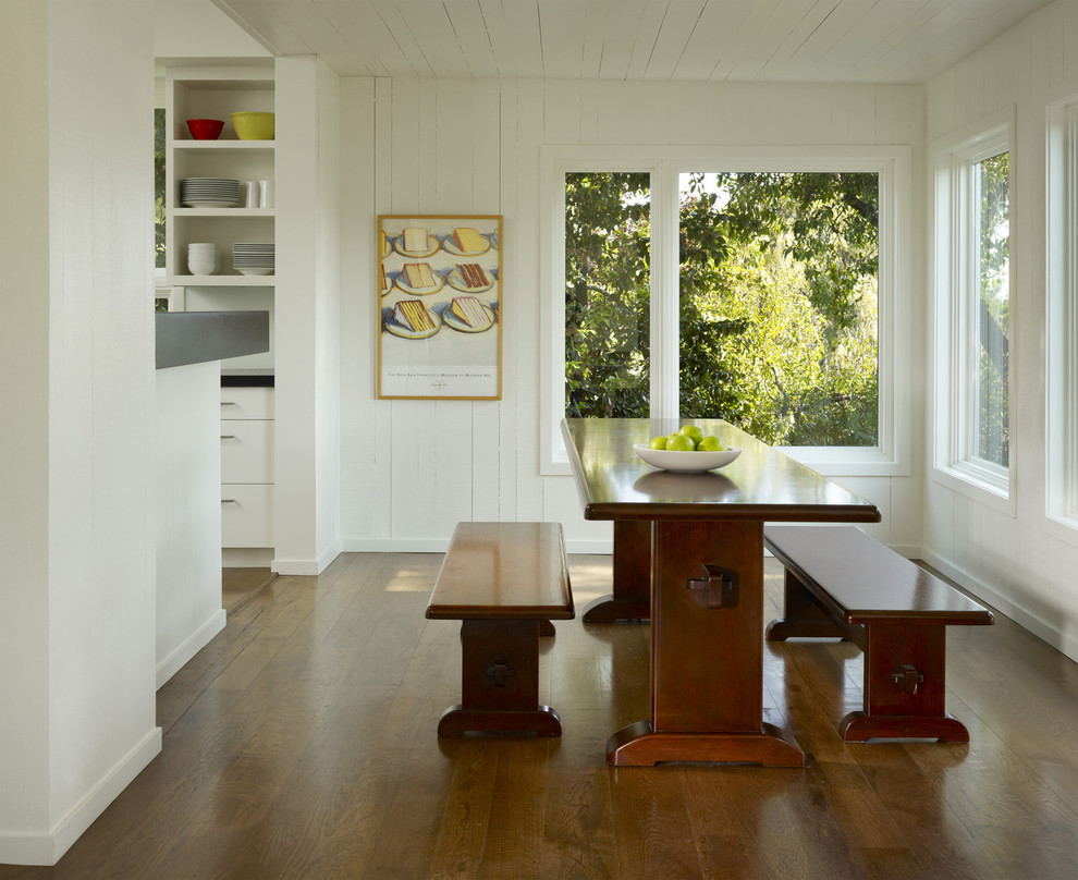 Benjamin Moore Dove White for Transitional Dining Room with Fruit Bowl