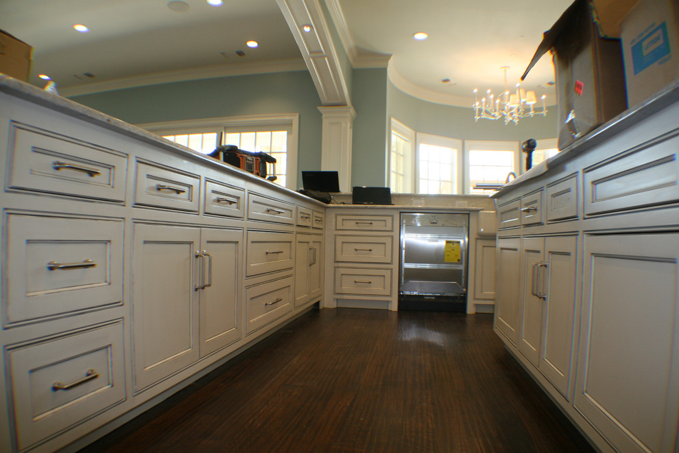 Horizon Retail Construction for Craftsman Kitchen with Grand Bathrooms