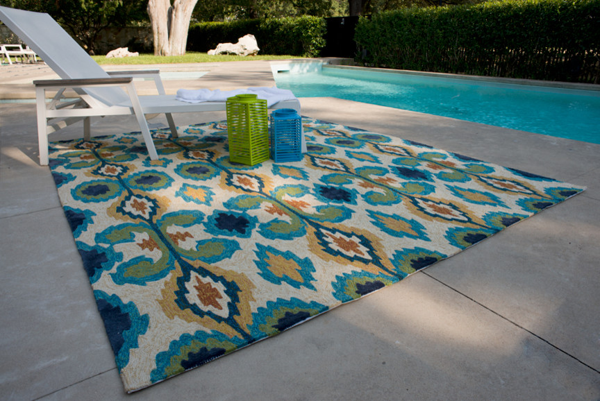 Loloi for Modern Pool with Rugs