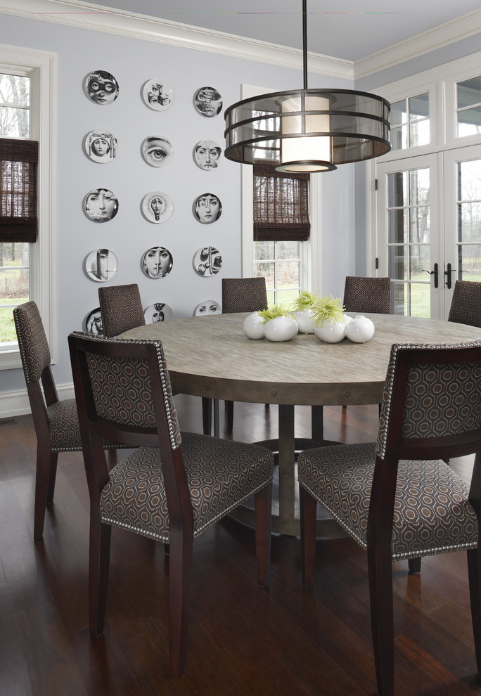 Round Table Napa for Contemporary Dining Room with Centerpiece
