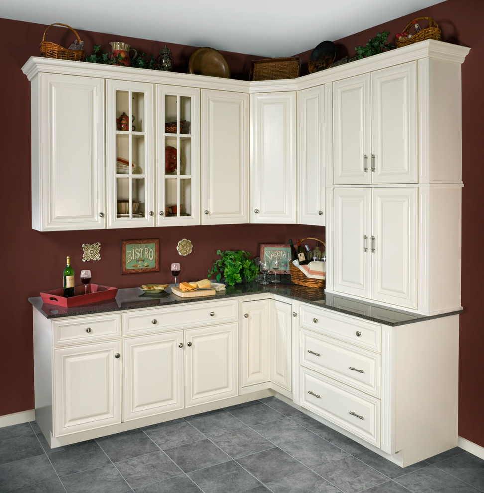 Wolf Classic Cabinets for Traditional Kitchen with Traditional Kitchen